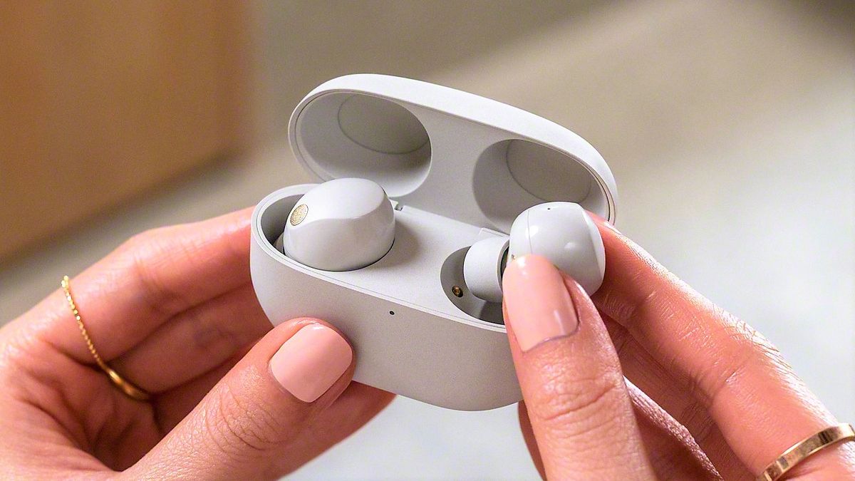 What Features To Look For In Wireless Earbuds